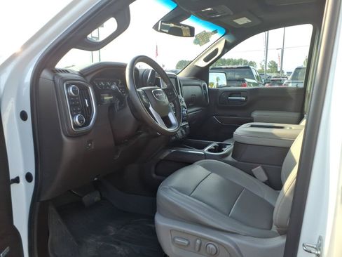 Used 2022 GMC Sierra 1500 SLT w/ SLT Premium Plus Package AWD/4WD image 22