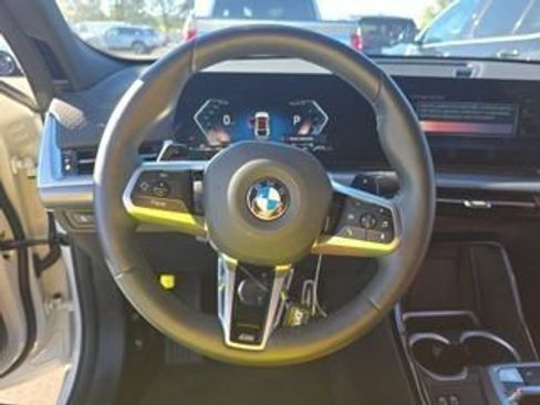 Used 2025 BMW X2 xDrive28i image 4