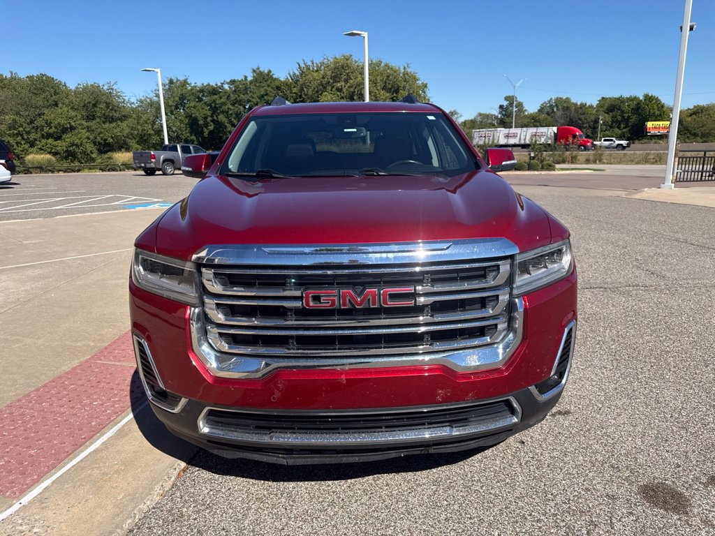 Used 2022 GMC Acadia SLT w/ Preferred Package FWD image 2