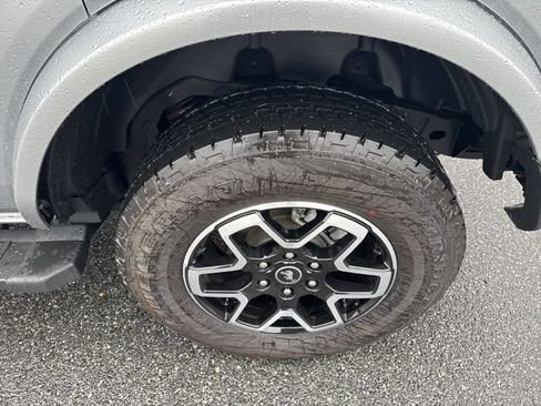 Used 2023 Ford Bronco Outer Banks AWD/4WD image 31