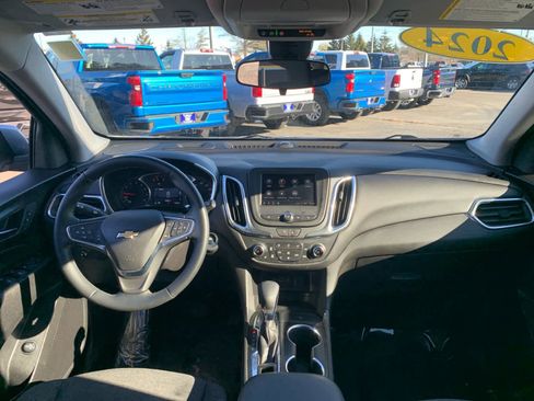 Certified 2024 Chevrolet Equinox LT image 32