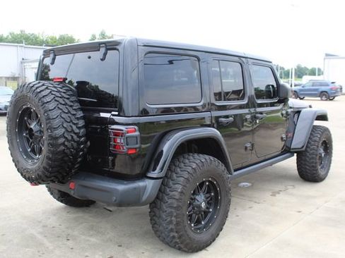 Used 2018 Jeep Wrangler Unlimited Rubicon AWD/4WD image 5