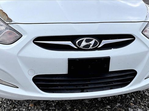 Used 2012 Hyundai Accent SE image 24