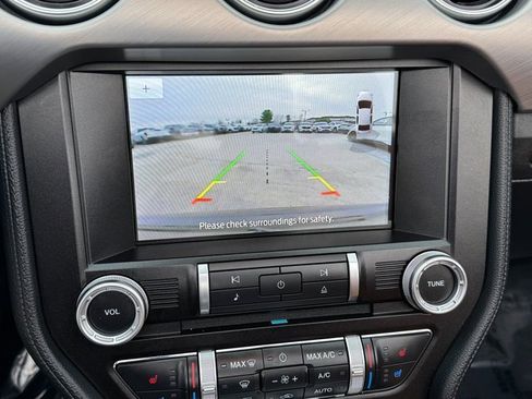 Used 2022 Ford Mustang Premium image 26