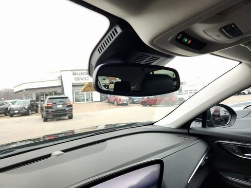 New 2026 Buick Envision Preferred image 12