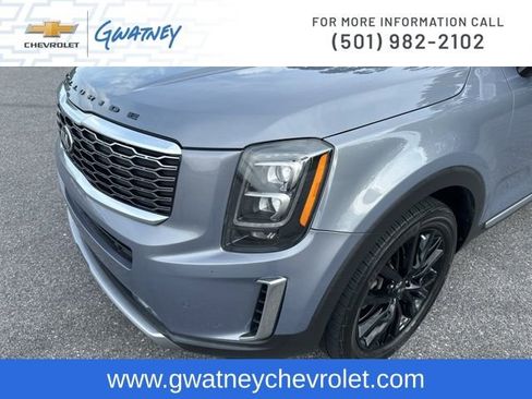 Used 2020 Kia Telluride SX w/ Towing Package FWD image 14