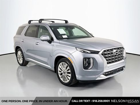 Used 2020 Hyundai Palisade Limited image 3