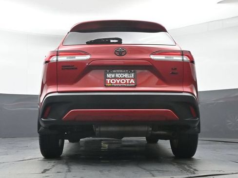 Certified 2022 Toyota Corolla Cross LE w/ Moonroof Package AWD/4WD image 34