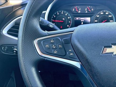 Used 2024 Chevrolet Malibu LT image 10