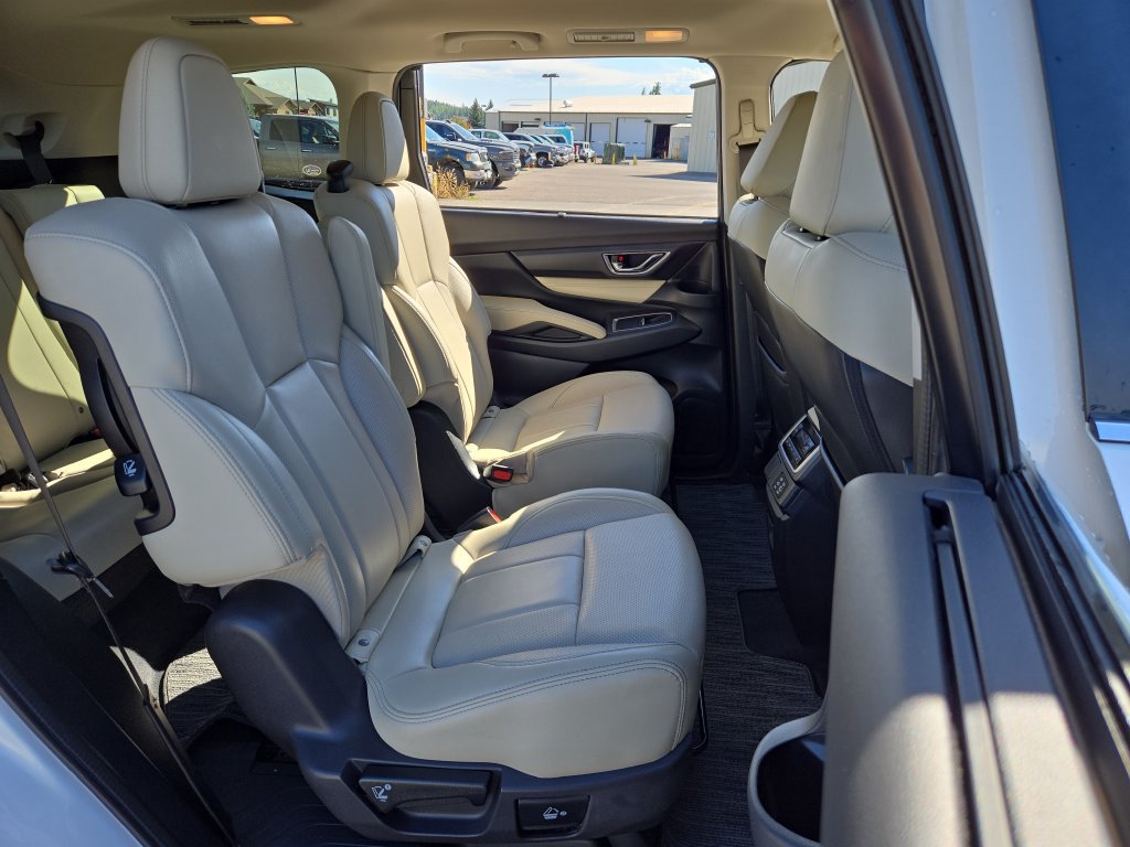 Used 2024 Subaru Ascent Limited AWD/4WD image 17