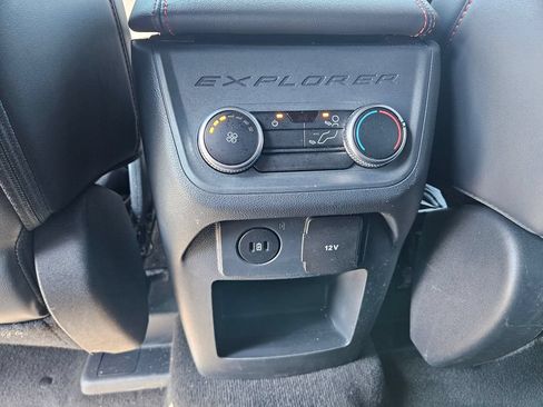 Used 2025 Ford Explorer ST-Line w/ ST-Line Street Pack AWD/4WD image 24