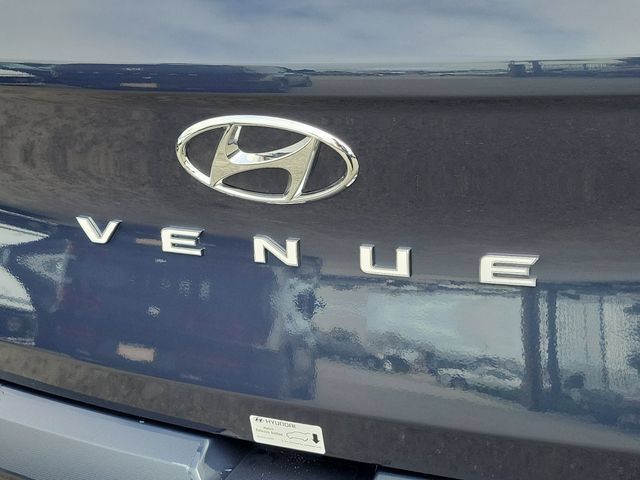 New 2026 Hyundai Venue SEL FWD image 23