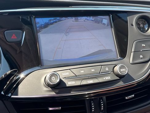 Used 2019 Buick Envision Essence FWD image 26