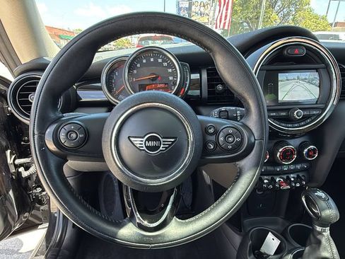 Used 2019 MINI Cooper 2-Door Hardtop FWD image 26