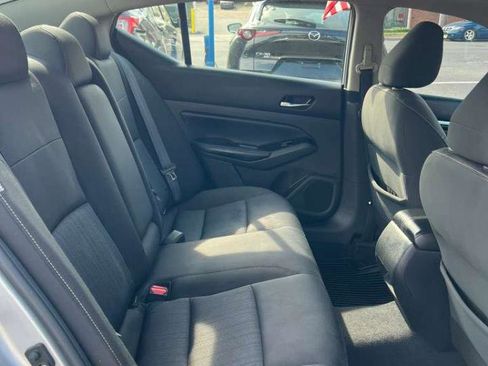 Used 2021 Nissan Altima 2.5 SV w/ SV Premium Package image 24