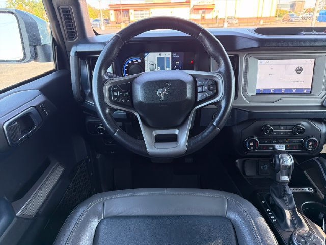 Used 2023 Ford Bronco Outer Banks AWD/4WD image 16