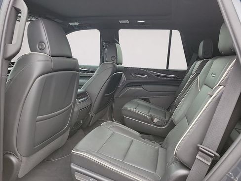 Used 2022 Cadillac Escalade Sport w/ Touring Package AWD/4WD image 10