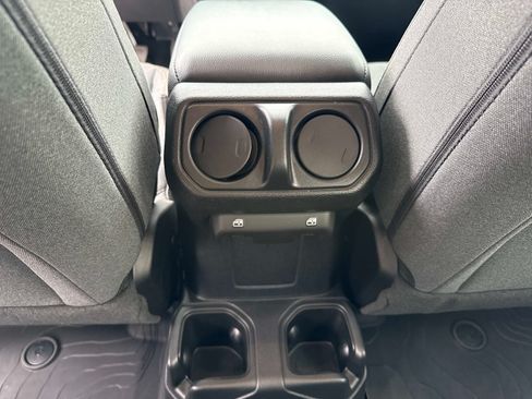 Certified 2025 Jeep Wrangler Unlimited Sport AWD/4WD image 16