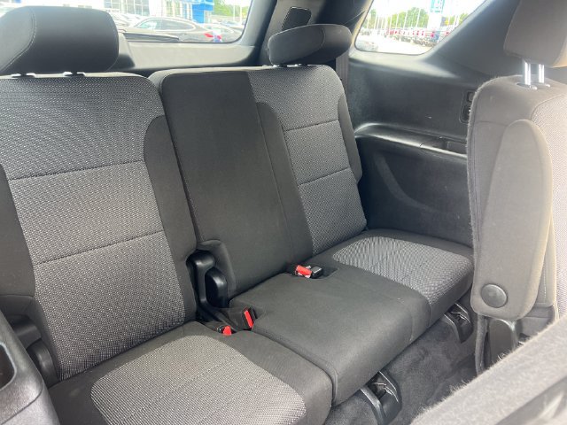 Used 2023 Chevrolet Traverse LT w/ LPO, Floor Liner Package AWD/4WD image 17