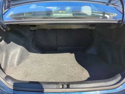 Used 2017 Toyota Corolla LE image 26