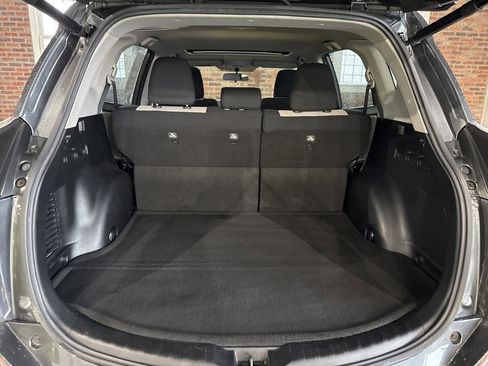 Used 2016 Toyota RAV4 XLE image 41