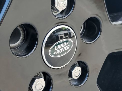 Certified 2025 Land Rover Defender 90 S image 9