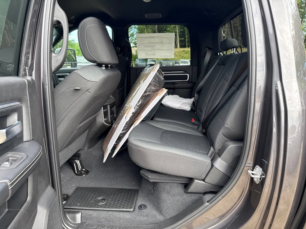 New 2026 RAM 2500 Big Horn AWD/4WD image 20