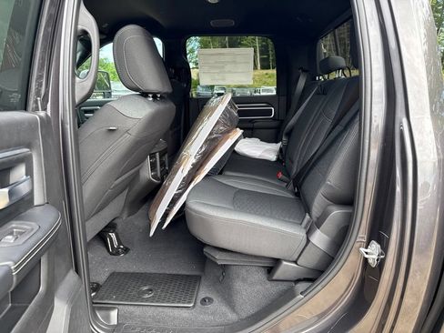 New 2026 RAM 2500 Big Horn AWD/4WD image 20