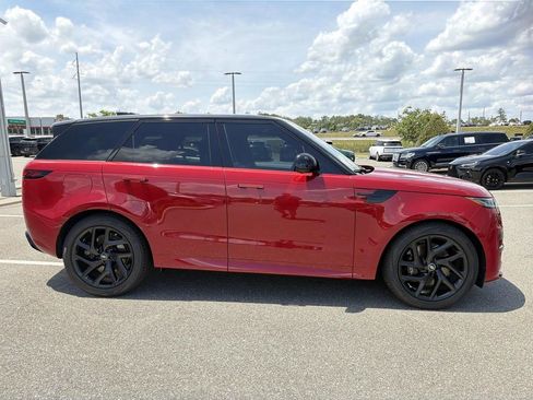 Used 2025 Land Rover Range Rover Sport Dynamic SE AWD/4WD image 6