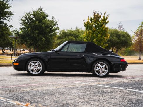 Used 1995 Porsche 911 Carrera RWD image 23