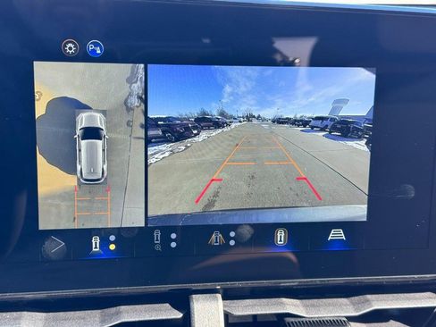 New 2026 Chevrolet Equinox ACTIV w/ Convenience Package III image 16