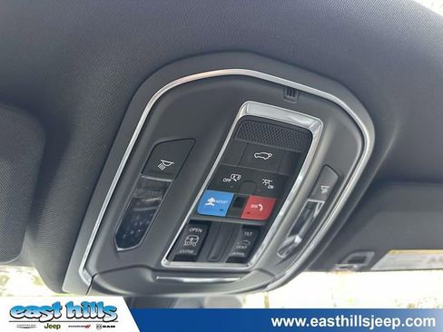 Certified 2023 Jeep Grand Cherokee L Laredo AWD/4WD image 38