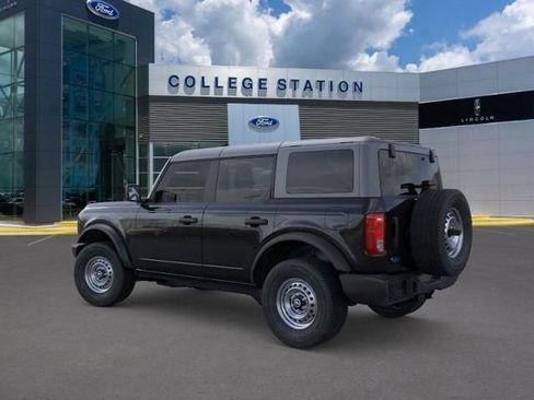 New 2025 Ford Bronco 4-Door image 4