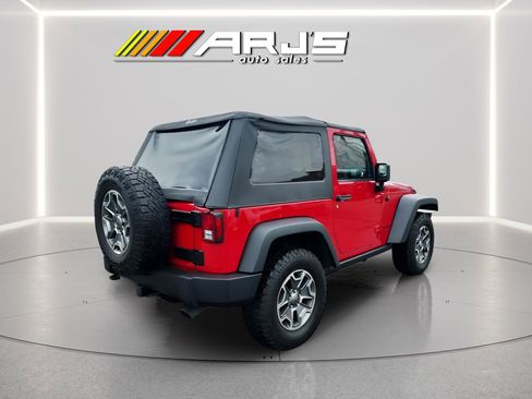 Used 2014 Jeep Wrangler Rubicon w/ Power Convenience Group image 5