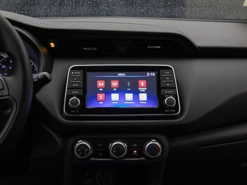 New 2025 Nissan Kicks Play S image 24