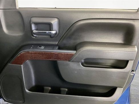 Used 2017 GMC Sierra 1500 SLE image 29