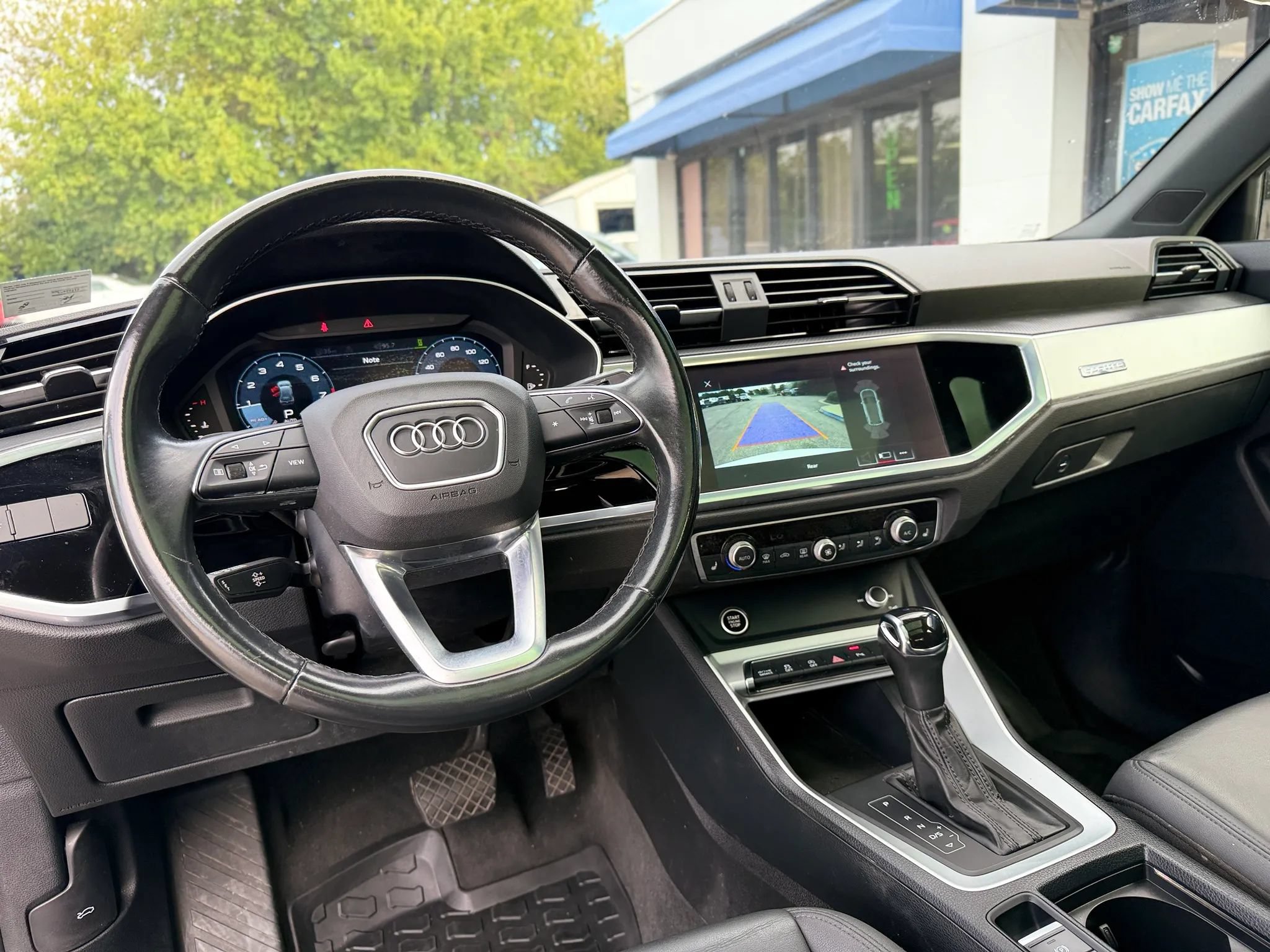Used 2021 Audi Q3 2.0T Premium w/ Convenience Package AWD/4WD image 36