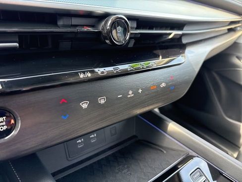Used 2025 Nissan Murano SL AWD/4WD image 37