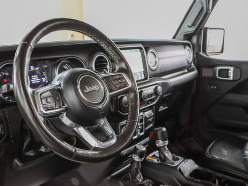 Used 2023 Jeep Wrangler Unlimited Sahara w/ Cold Weather Group AWD/4WD image 24