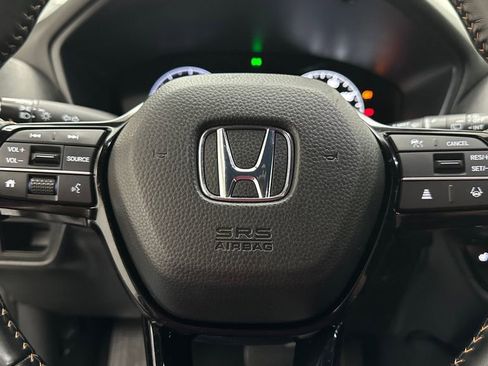 Used 2025 Honda HR-V Sport image 13