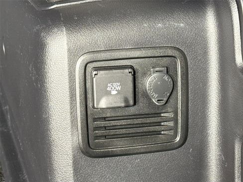 Certified 2024 Toyota 4Runner SR5 Premium image 40