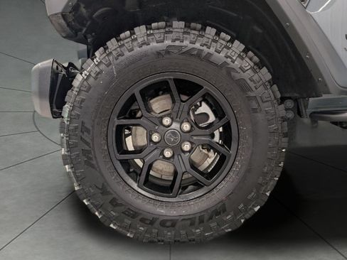 Used 2026 Jeep Wrangler Unlimited Sport AWD/4WD image 3