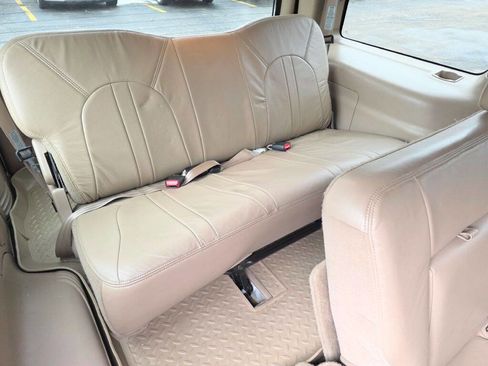 Used 1998 Ford Expedition 4WD image 28