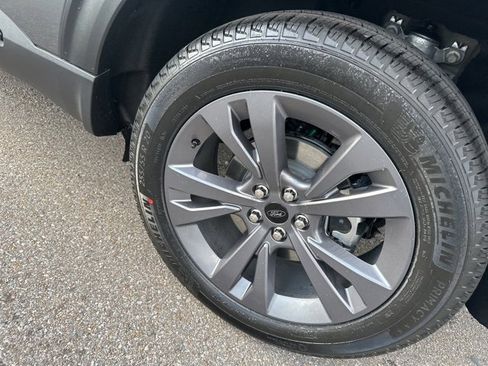 New 2026 Ford Explorer Active w/ Active Comfort Package image 26