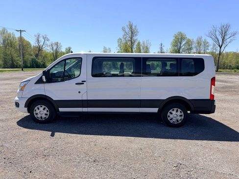 Used 2021 Ford Transit 350 XLT RWD image 4