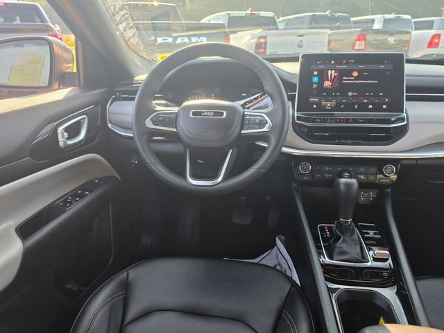 Used 2024 Jeep Compass Limited AWD/4WD image 14