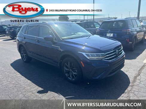 Used 2022 Volkswagen Tiguan SE AWD/4WD image 1