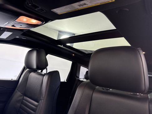 Used 2020 Jeep Grand Cherokee Limited X AWD/4WD image 24