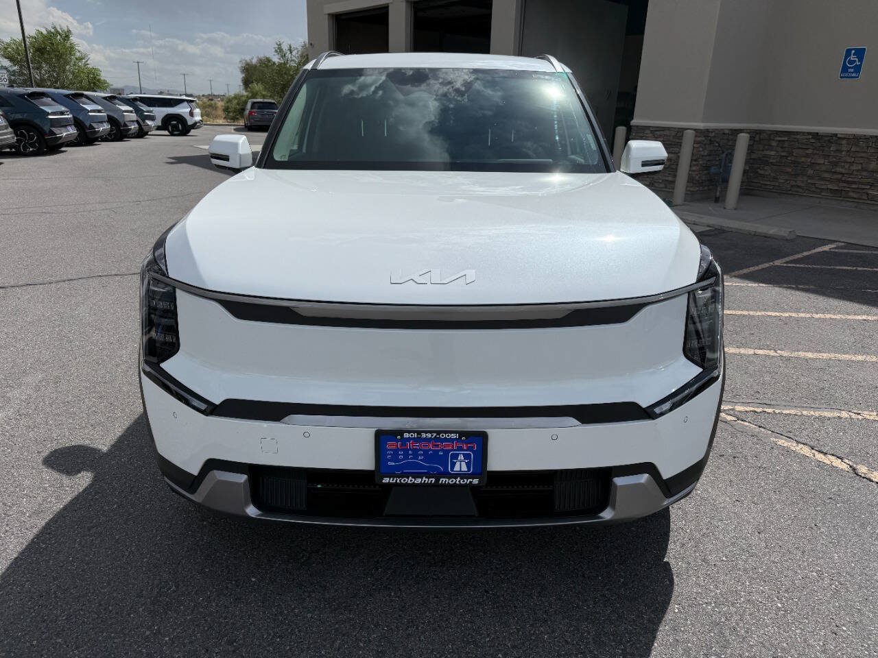 Used 2024 Kia EV9 Wind AWD/4WD image 10