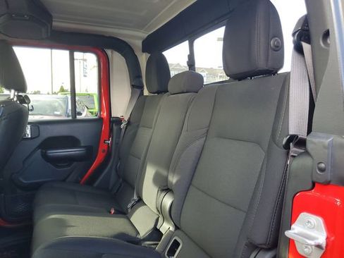 Certified 2020 Jeep Gladiator Sport w/ Quick Order Package 24S image 14